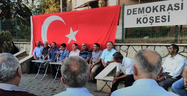Mengen halkı son gün demokrasi nöbetinde 4 13939411_1571578279812597_1919057219116080932_n