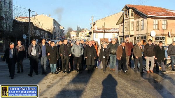 MENGEN BELEDİYESİ NDEN EMNİYET MÜDÜRLÜĞÜNE TAZİYE ZİYARETİ 7 mengen111220165
