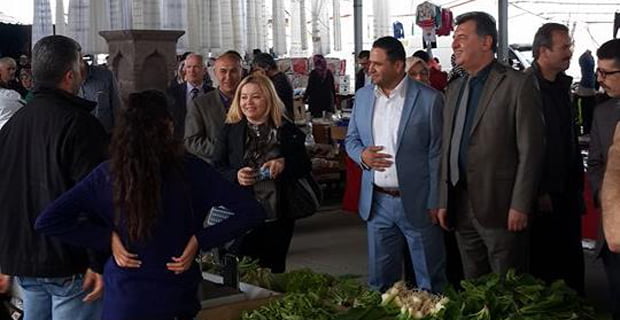 MHP Bolu Milletvekili Adayları Mengen Pazarını Gezdi